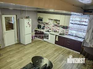 Дом 164м², 2-этажный, участок 6 сот.