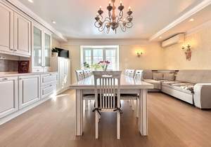 Дом 388м², 3-этажный, участок 32 сот.