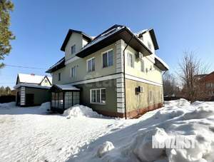 Дом 388м², 3-этажный, участок 32 сот.