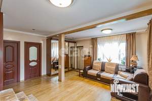 Дом 280м², 2-этажный, участок 8 сот.