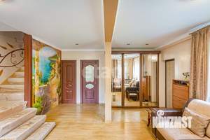 Дом 280м², 2-этажный, участок 8 сот.