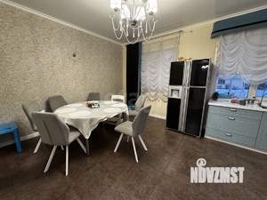 Дом 200м², 2-этажный, участок 12 сот.