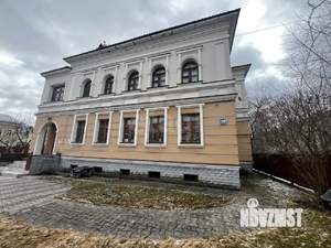Дом 767м², 3-этажный, участок 16 сот.
