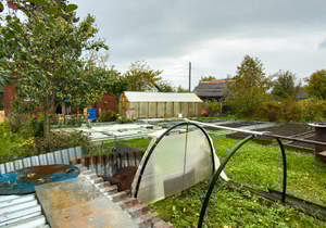 Дом 16м², 2-этажный, участок 3 сот.