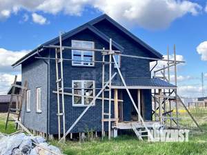 Дом 104м², 2-этажный, участок 8 сот.