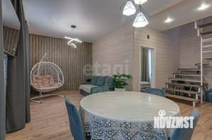 Дом 84м², 2-этажный, участок 7 сот.