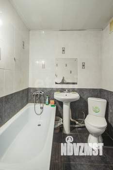 Дом 295м², 3-этажный, участок 17 сот.