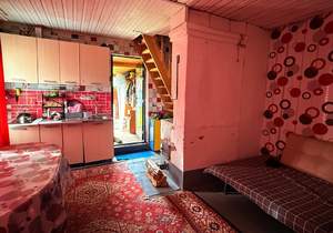 Дом 50м², 2-этажный, участок 9 сот.