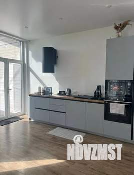 Дом 139м&sup2;, 2-этажный, посуточно, 