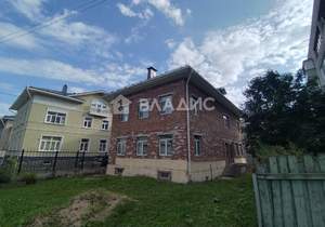 Дом 406м², 2-этажный, участок 9 сот.  