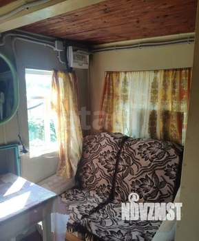 Дом 35м&sup2;, 2-этажный, участок 7 сот.  