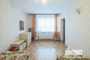 Дом 295м&sup2;, 3-этажный, участок 17 сот.  