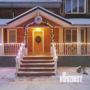 Коттедж 300м&sup2;, 3-этажный, участок 8 сот.  