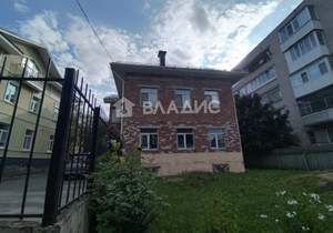 Дом 406м², 2-этажный, участок 9 сот.  