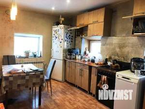 Дом 141м², 2-этажный, участок 10 сот.  