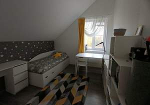 Дом 80м&sup2;, 2-этажный, участок 7 сот.  