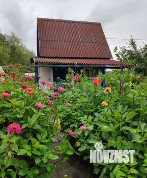 Дом 35м&sup2;, 2-этажный, участок 7 сот.  