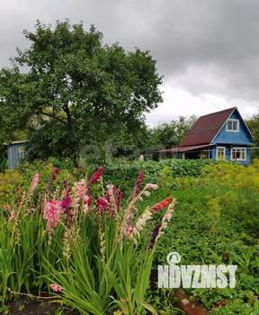 Дом 35м&sup2;, 2-этажный, участок 7 сот.  