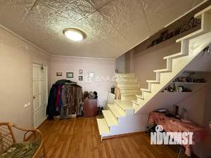 Дом 250м², 2-этажный, участок 10 сот.  
