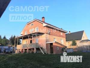 Дом 300м&sup2;, 3-этажный, участок 6 сот.  