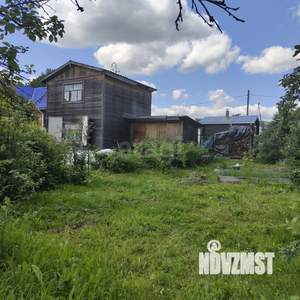 Дом 33м&sup2;, 2-этажный, участок 3 сот.  