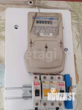 Дом 50м&sup2;, 2-этажный, участок 6 сот.  