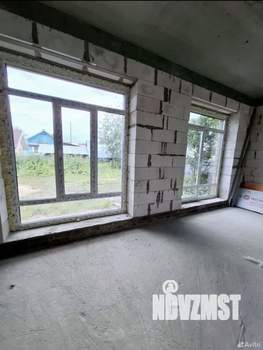 Коттедж 180м², 2-этажный, участок 6 сот.  