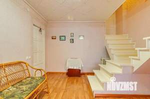 Дом 137м&sup2;, 2-этажный, участок 11 сот.  