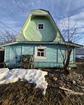 Дом 30м&sup2;, 2-этажный, участок 4 сот.  