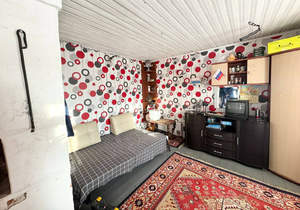 Дом 16м&sup2;, 2-этажный, участок 8 сот.  