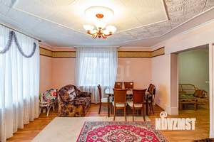 Дом 200м², 2-этажный, участок 9 сот.  