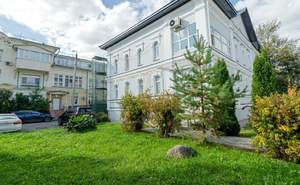 Дом 302м², 2-этажный, участок 3 сот.  