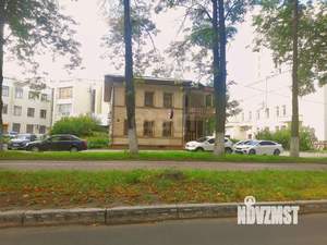 Дом 160м&sup2;, 2-этажный, участок 6 сот.  