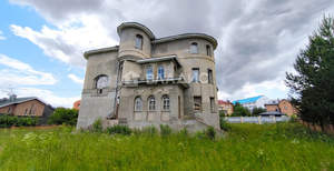Дом 554м², 4-этажный, участок 14 сот.  