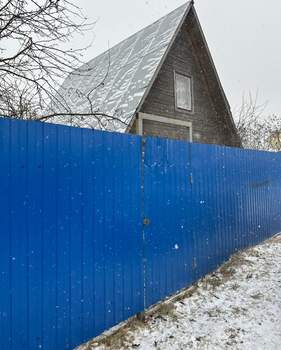 Дом 22м&sup2;, 2-этажный, участок 6 сот.  