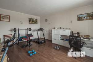 Дом 295м², 3-этажный, участок 17 сот.  