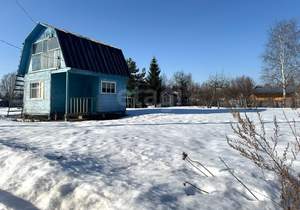 Дом 40м&sup2;, 2-этажный, участок 9 сот.  