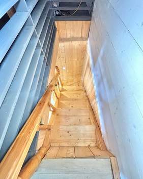 Дом 80м&sup2;, 2-этажный, участок 6 сот.  