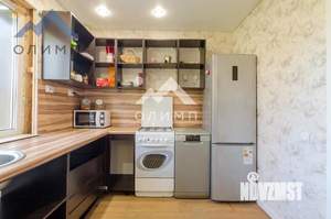 Дом 145м&sup2;, 2-этажный, участок 9 сот.  