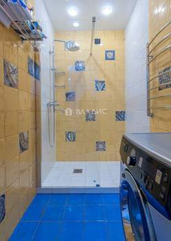 Дом 656м&sup2;, 2-этажный, участок 12 сот.  