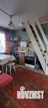 Дом 20м&sup2;, 2-этажный, участок 6 сот.  