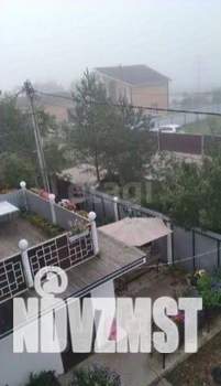 Дом 500м&sup2;, 3-этажный, участок 15 сот.  