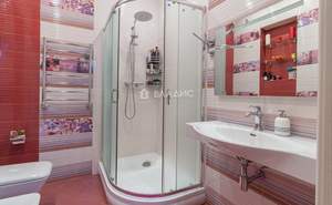 Дом 656м&sup2;, 2-этажный, участок 12 сот.  