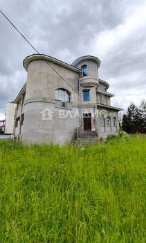 Дом 554м², 4-этажный, участок 14 сот.  