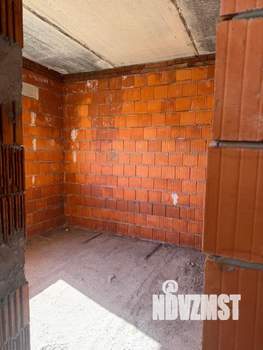 Дом 180м², 2-этажный, участок 15 сот.  