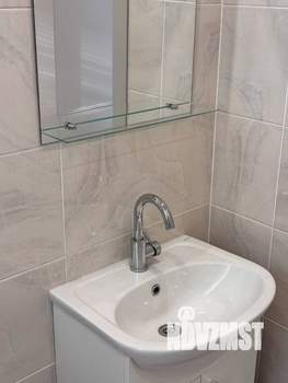 Дом 80м&sup2;, 1-этажный, участок 6 сот.  