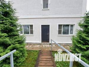 Дом 300м&sup2;, 3-этажный, участок 8 сот.  