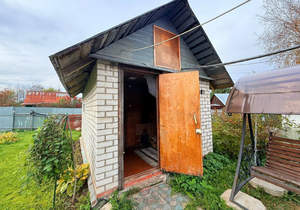 Дом 16м&sup2;, 2-этажный, участок 8 сот.  