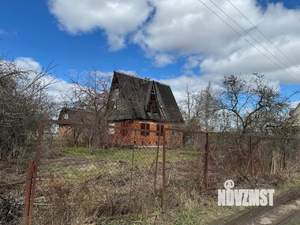 Дом 50м², 2-этажный, участок 6 сот.  