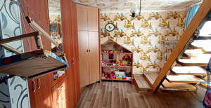 Дом 90м&sup2;, 2-этажный, участок 10 сот.  